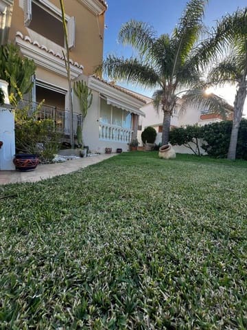 5 sypialnia Willa na sprzedaż w Caleta de Vélez, Vélez-Málaga z garażem - 850 000 € (Ref: 10011838)