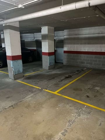 Garage till salu i Vélez-Málaga - 26 000 € (Ref: 10011839)