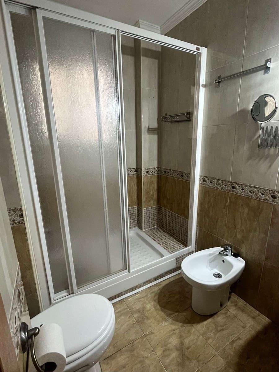 3 bedroom Flat for sale in Torre del Mar with garage - € 328,000 (Ref: 10011840)
