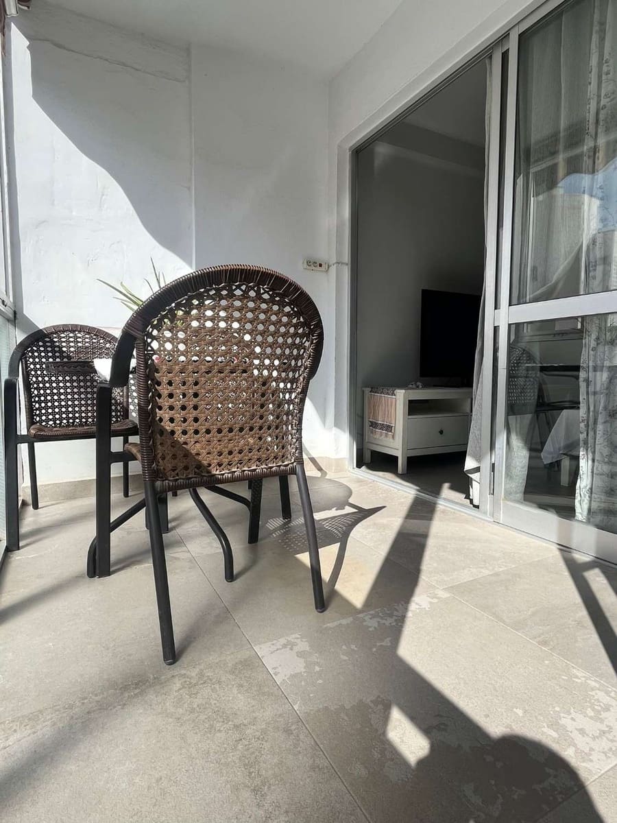 3 bedroom Flat for sale in Torre del Mar with garage - € 328,000 (Ref: 10011840)
