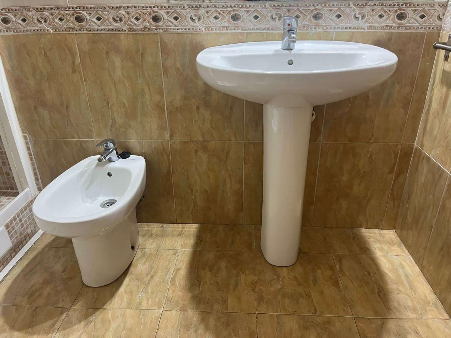 3 bedroom Flat for sale in Torre del Mar with garage - € 328,000 (Ref: 10011840)