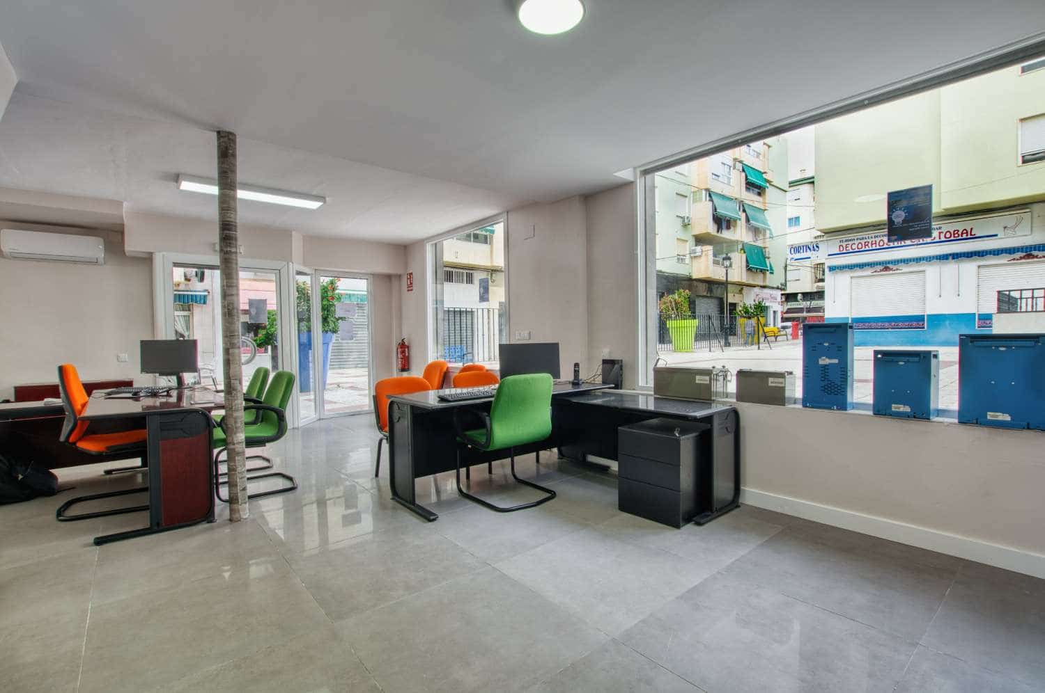 Local Comercial en Vélez-Málaga en venta - 155.000 € (Ref: 10011842)