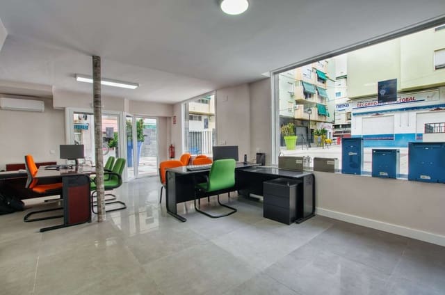 Local Comercial en Vélez-Málaga en venta - 155.000 € (Ref: 10011842)