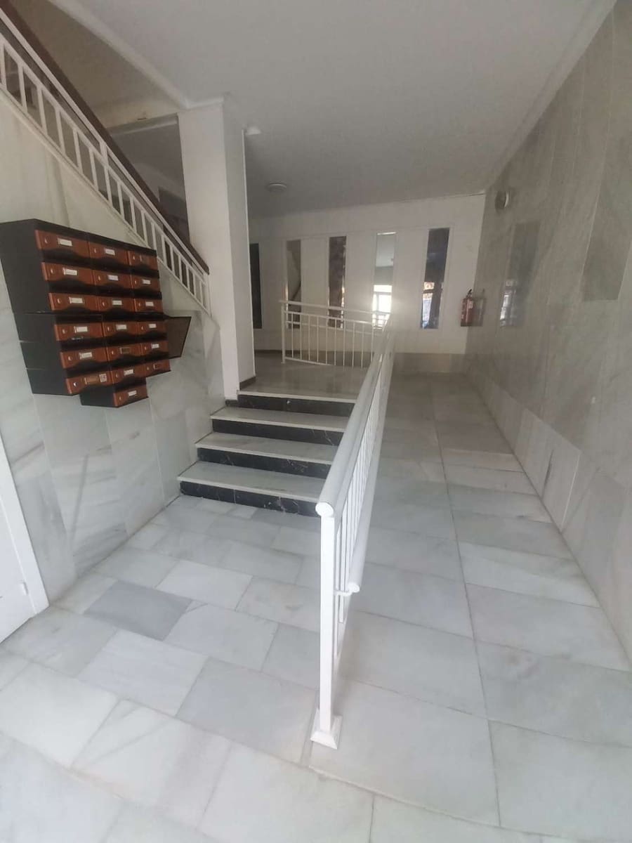Piso de 3 habitaciones en Caleta de Vélez en venta - 289.000 € (Ref: 10011844)