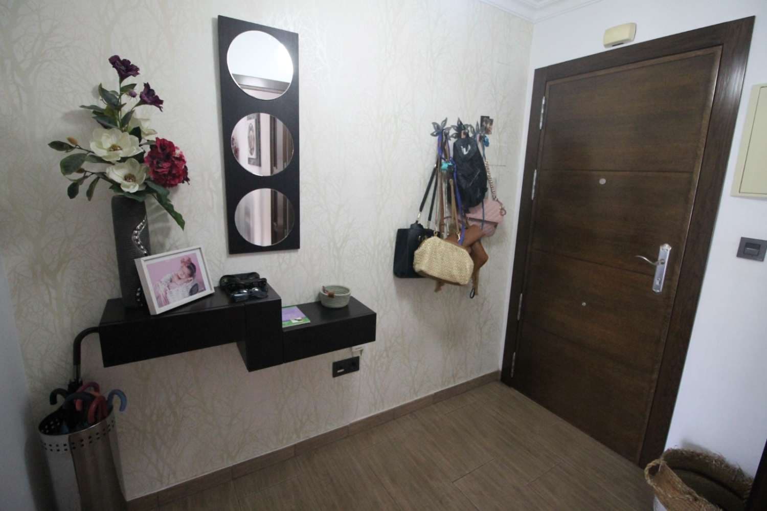 Piso de 3 habitaciones en Caleta de Vélez en venta - 289.000 € (Ref: 10011844)