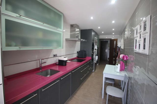 Piso de 3 habitaciones en Caleta de Vélez, Vélez-Málaga en venta - 289.000 € (Ref: 10011844)