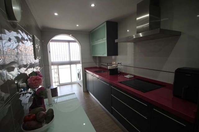 Piso de 3 habitaciones en Caleta de Vélez, Vélez-Málaga en venta - 289.000 € (Ref: 10011844)