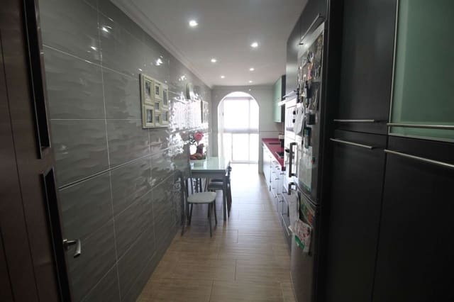 Piso de 3 habitaciones en Caleta de Vélez, Vélez-Málaga en venta - 289.000 € (Ref: 10011844)
