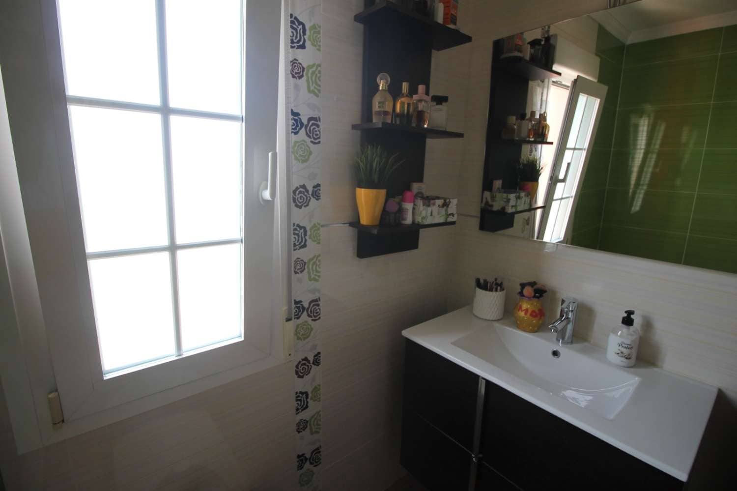 Piso de 3 habitaciones en Caleta de Vélez en venta - 289.000 € (Ref: 10011844)