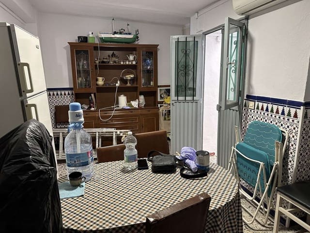 2 bedroom Townhouse for sale in Torre del Mar, Vélez-Málaga - € 250,000 (Ref: 10011845)