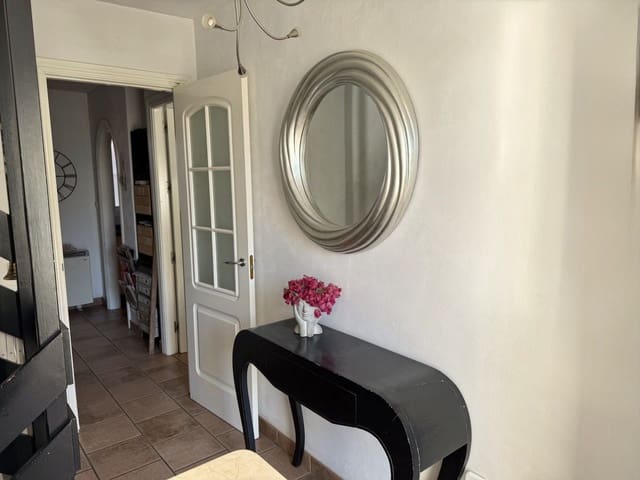 Adosado de 4 habitaciones en Torre del Mar, Vélez-Málaga en venta con garaje - 395.000 € (Ref: 10021923)