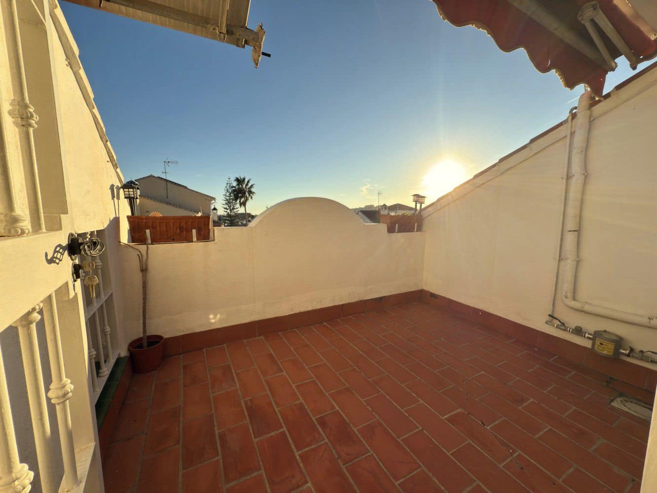 Adosado de 4 habitaciones en Torre del Mar en venta con garaje - 395.000 € (Ref: 10021923)