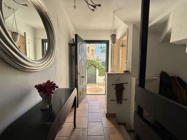 Adosado de 4 habitaciones en Torre del Mar, Vélez-Málaga en venta con garaje - 395.000 € (Ref: 10021923)