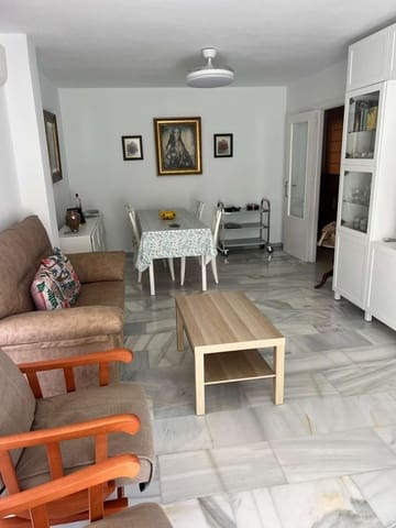 3 sypialnia Mieszkanie do wynajęcia w Torre del Mar, Vélez-Málaga - 1 000 € (Ref: 10046780)