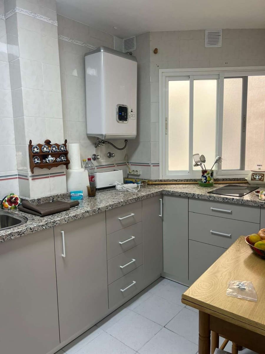 3 sypialnia Mieszkanie do wynajęcia w Torre del Mar - 1 000 € (Ref: 10046780)