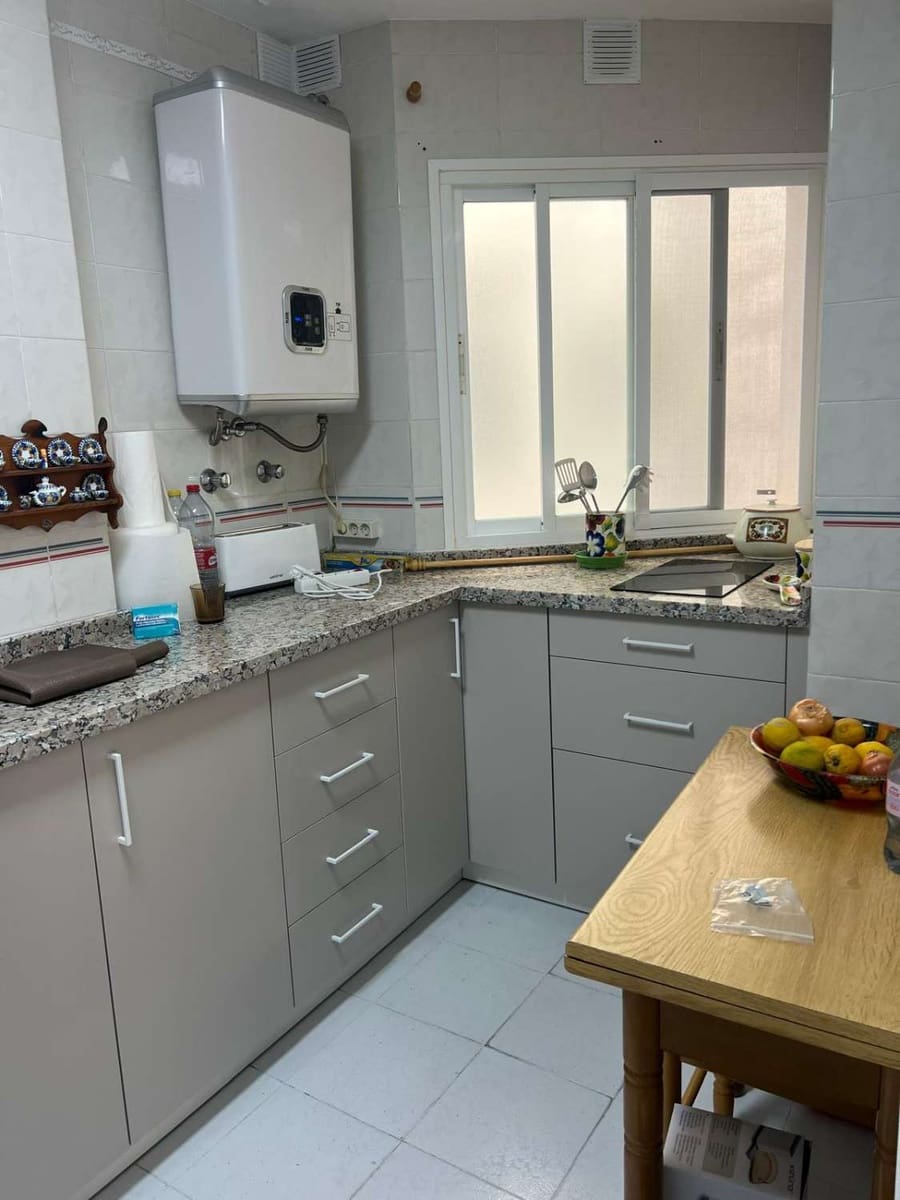 3 sypialnia Mieszkanie do wynajęcia w Torre del Mar - 1 000 € (Ref: 10046780)