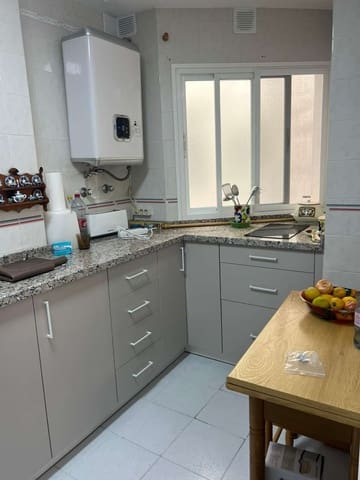 3 sypialnia Mieszkanie do wynajęcia w Torre del Mar, Vélez-Málaga - 1 000 € (Ref: 10046780)