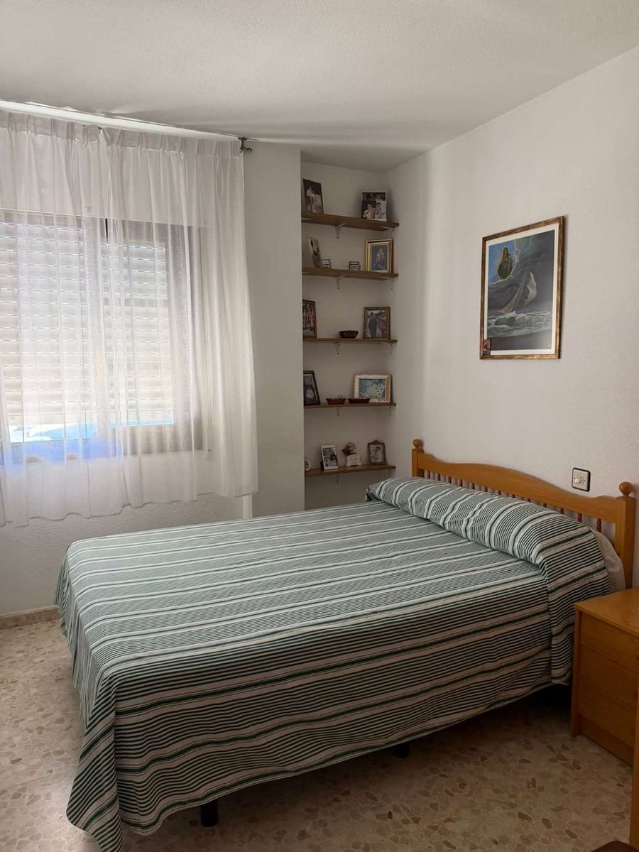 4 sovrum Lägenhet till salu i Torre del Mar - 299 000 € (Ref: 10048680)