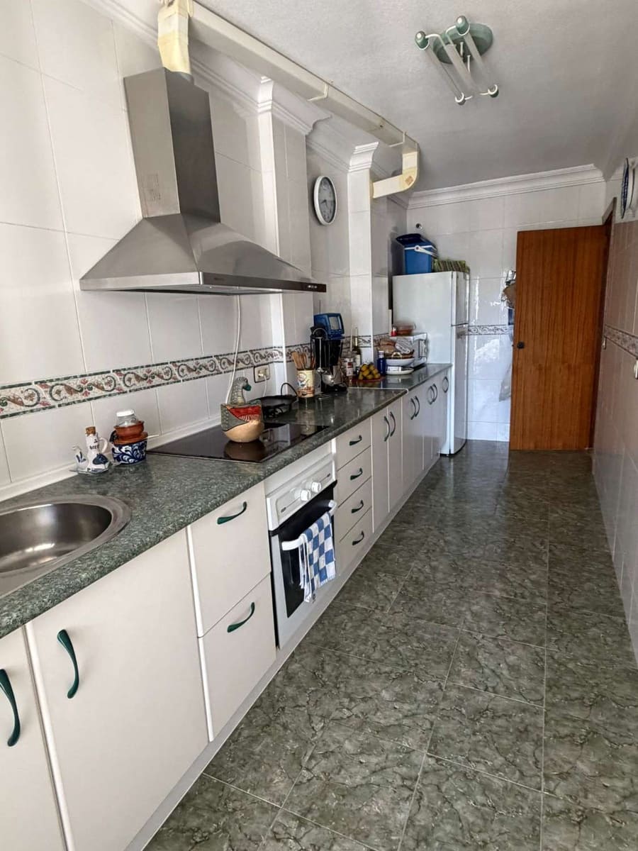 4 sovrum Lägenhet till salu i Torre del Mar - 299 000 € (Ref: 10048680)