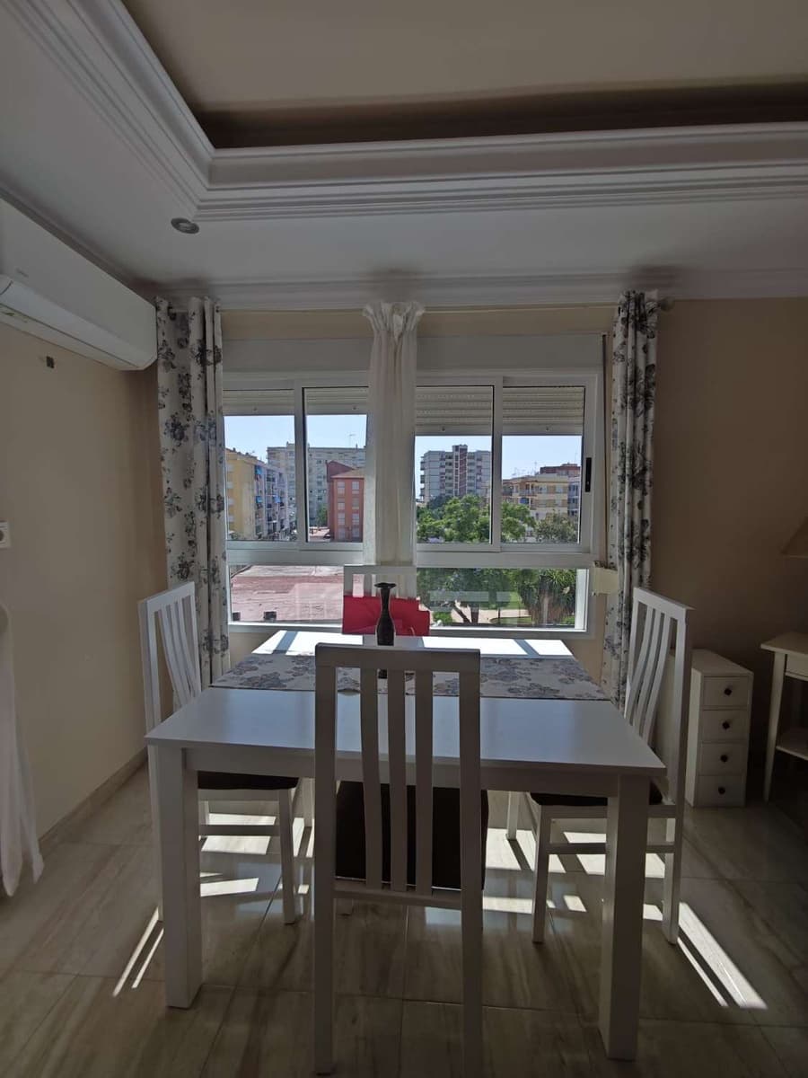 Piso de 2 habitaciones en Torre del Mar en venta - 264.900 € (Ref: 10057943)
