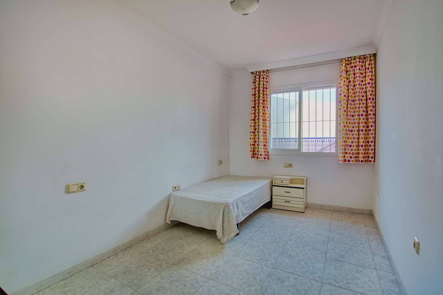 7 Zimmer Gewerbe zu verkaufen in Velez-Malaga - 850.000 € (Ref: 10061192)