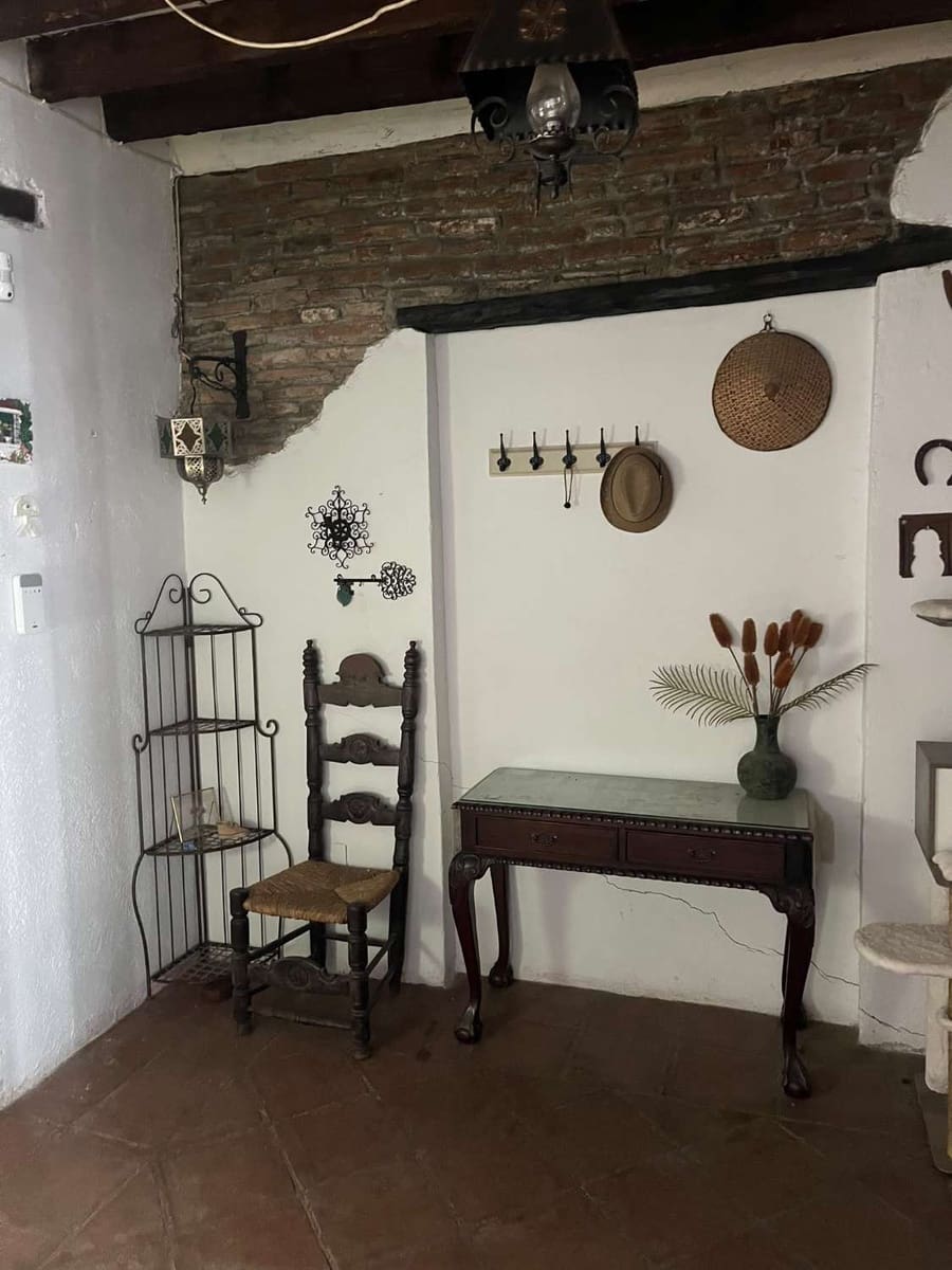 6 soverom Hus til salgs i Velez-Malaga - € 390 000 (Ref: 10101803)