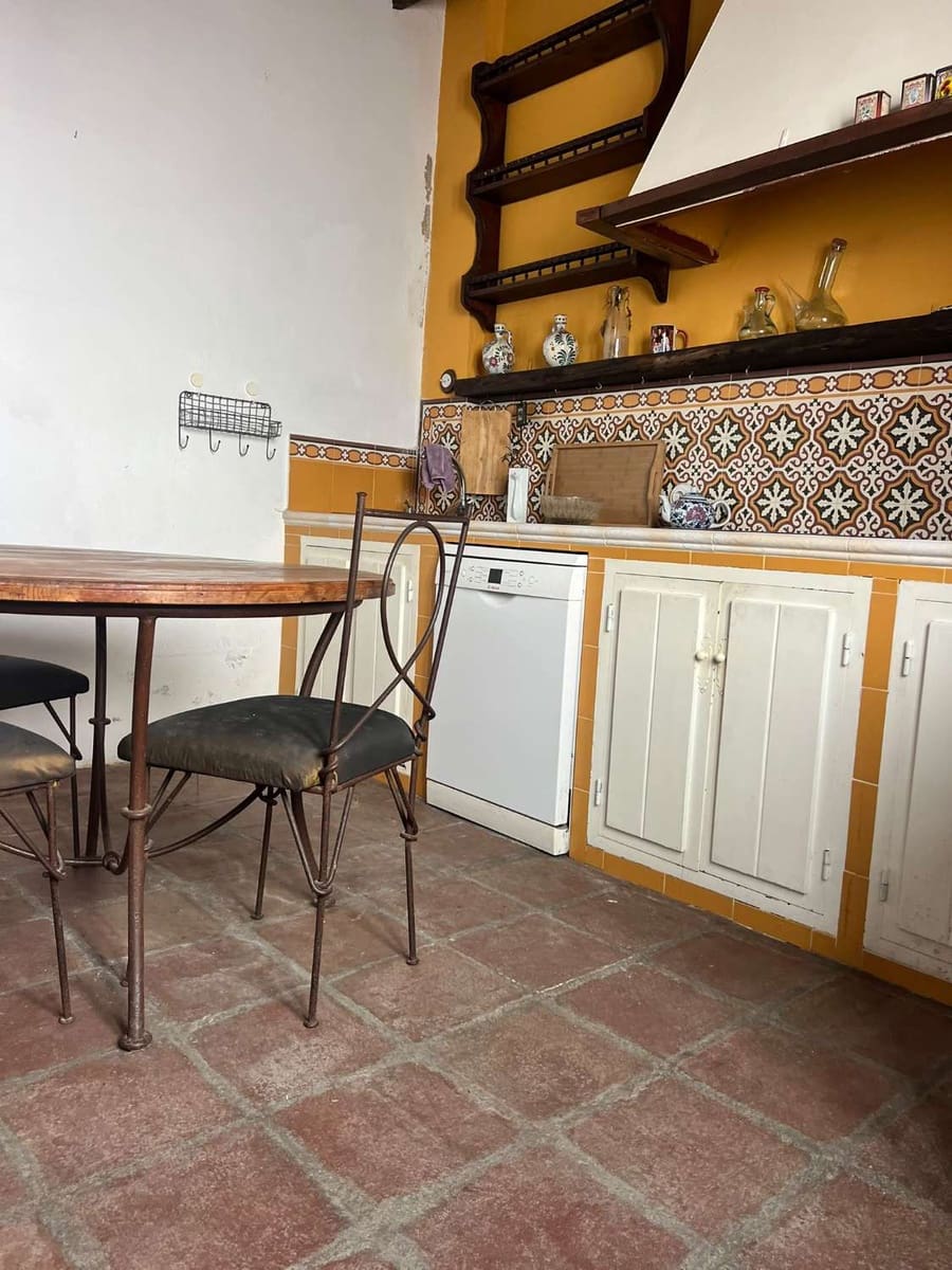 6 soverom Hus til salgs i Velez-Malaga - € 390 000 (Ref: 10101803)