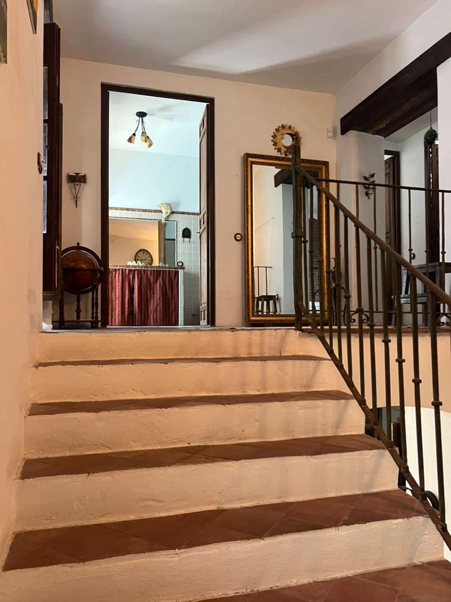6 soverom Hus til salgs i Velez-Malaga - € 390 000 (Ref: 10101803)