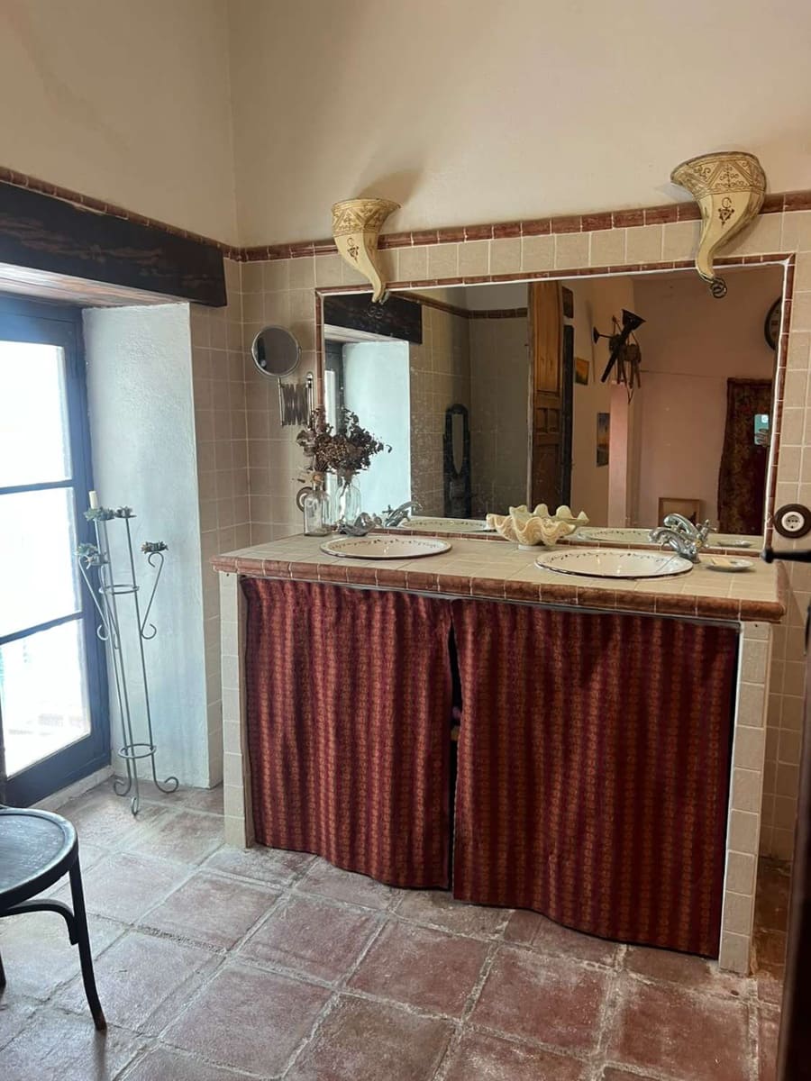 6 soverom Hus til salgs i Velez-Malaga - € 390 000 (Ref: 10101803)