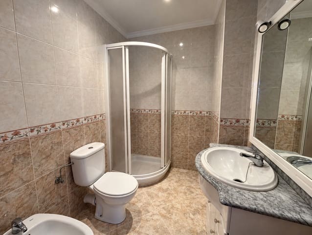 1 bedroom Beach Apartment for sale in Torre del Mar, Vélez-Málaga with pool - € 229,900 (Ref: 10154555)