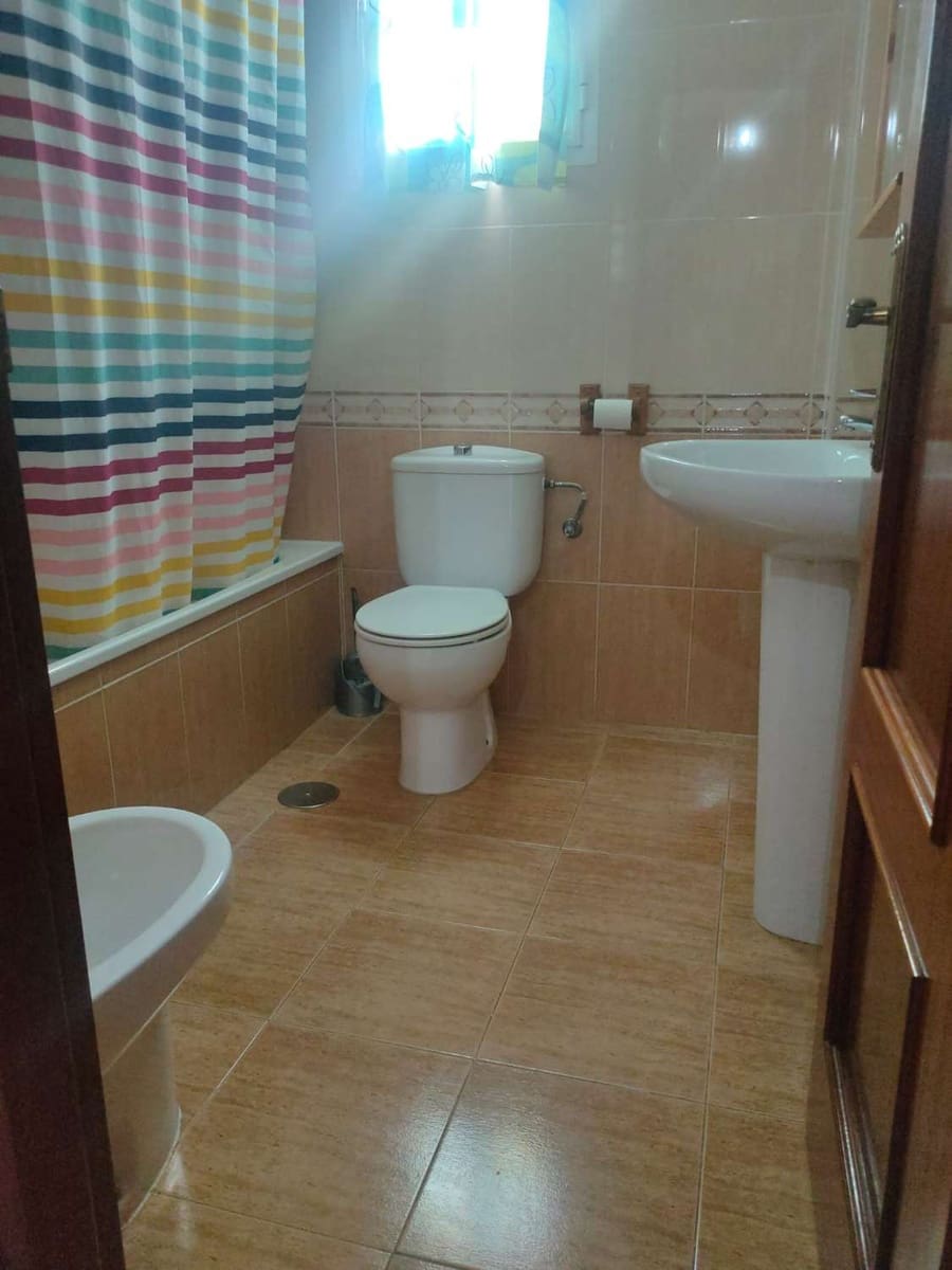 3 soveværelse Lejlighed til salg i Torre del Mar med swimmingpool garage - € 363.000 (Ref: 10158945)