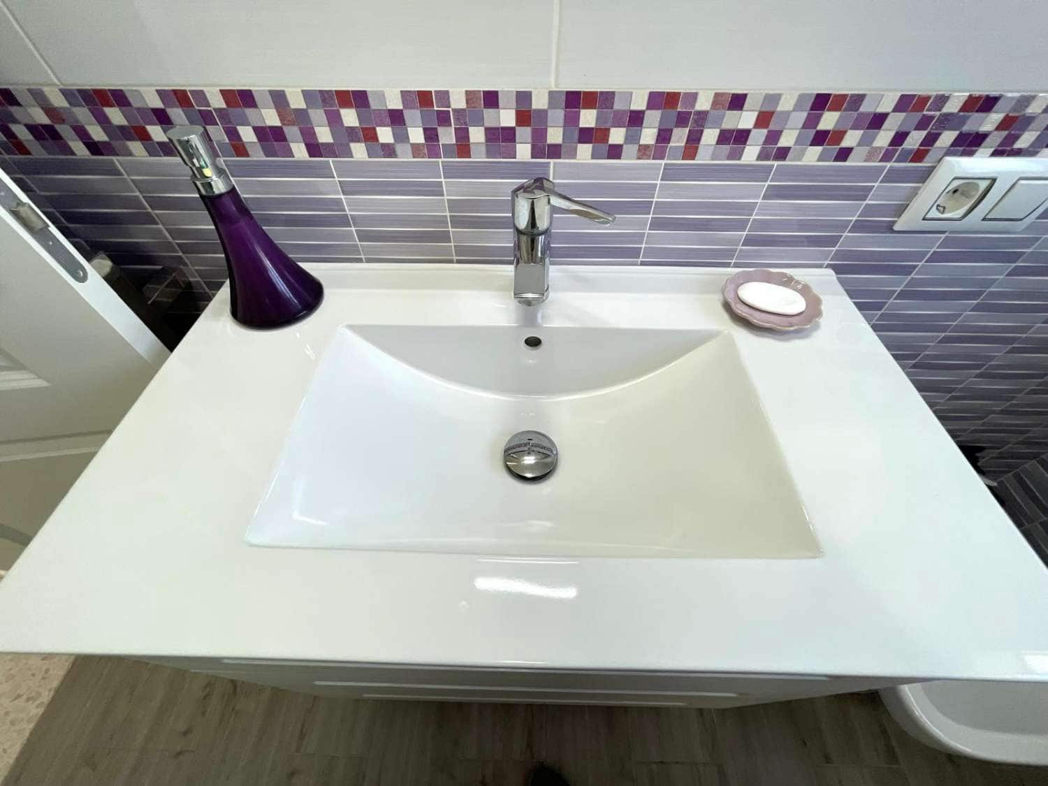 3 chambre Villa/Maison à vendre à Caleta de Velez avec piscine garage - 570 000 € (Ref: 10173129)