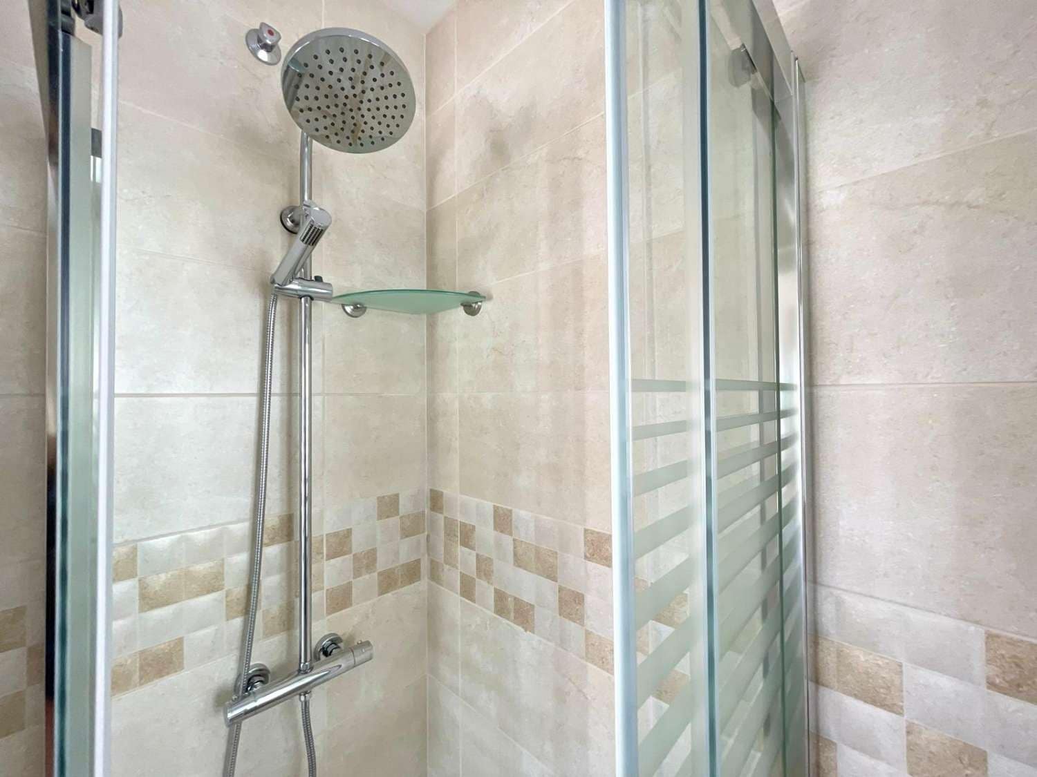 3 chambre Villa/Maison à vendre à Caleta de Velez avec piscine garage - 570 000 € (Ref: 10173129)