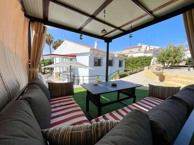 3 soverom Villa til salgs i Caleta de Vélez, Vélez-Málaga med svømmebasseng garasje - € 570 000 (Ref: 10173129)