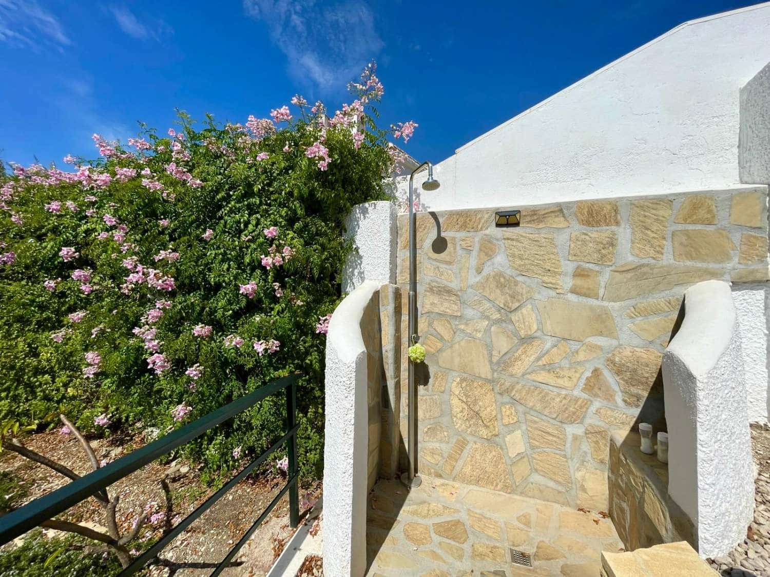 3 chambre Villa/Maison à vendre à Caleta de Velez avec piscine garage - 570 000 € (Ref: 10173129)