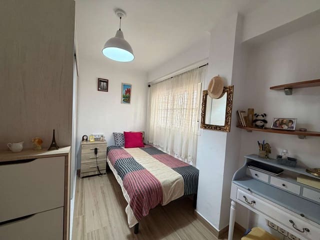 2 sypialnia Mieszkanie na sprzedaż w Torre del Mar, Vélez-Málaga - 249 000 € (Ref: 10173130)