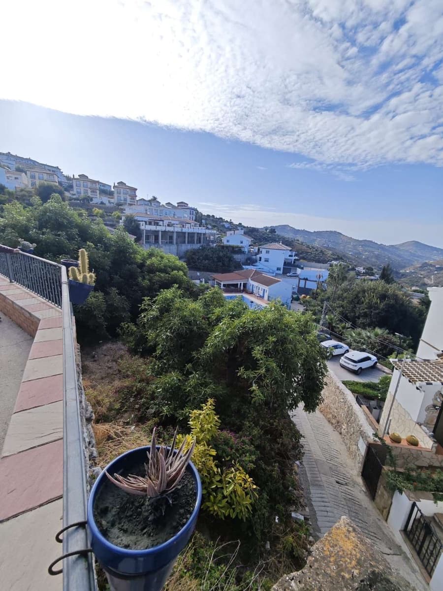 Solar/Parcela en Canillas de Albaida en venta - 140.000 € (Ref: 10179780)