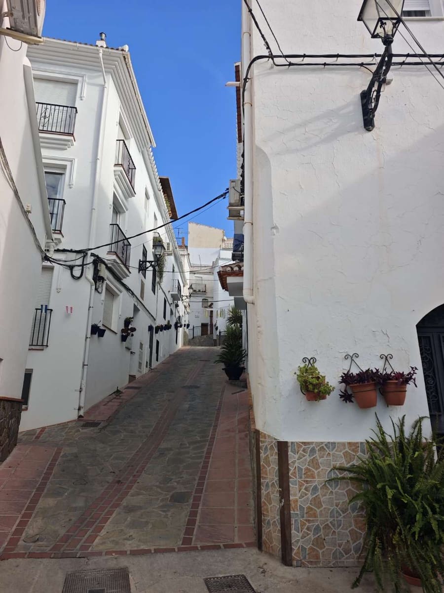 Solar/Parcela en Canillas de Albaida en venta - 140.000 € (Ref: 10179780)