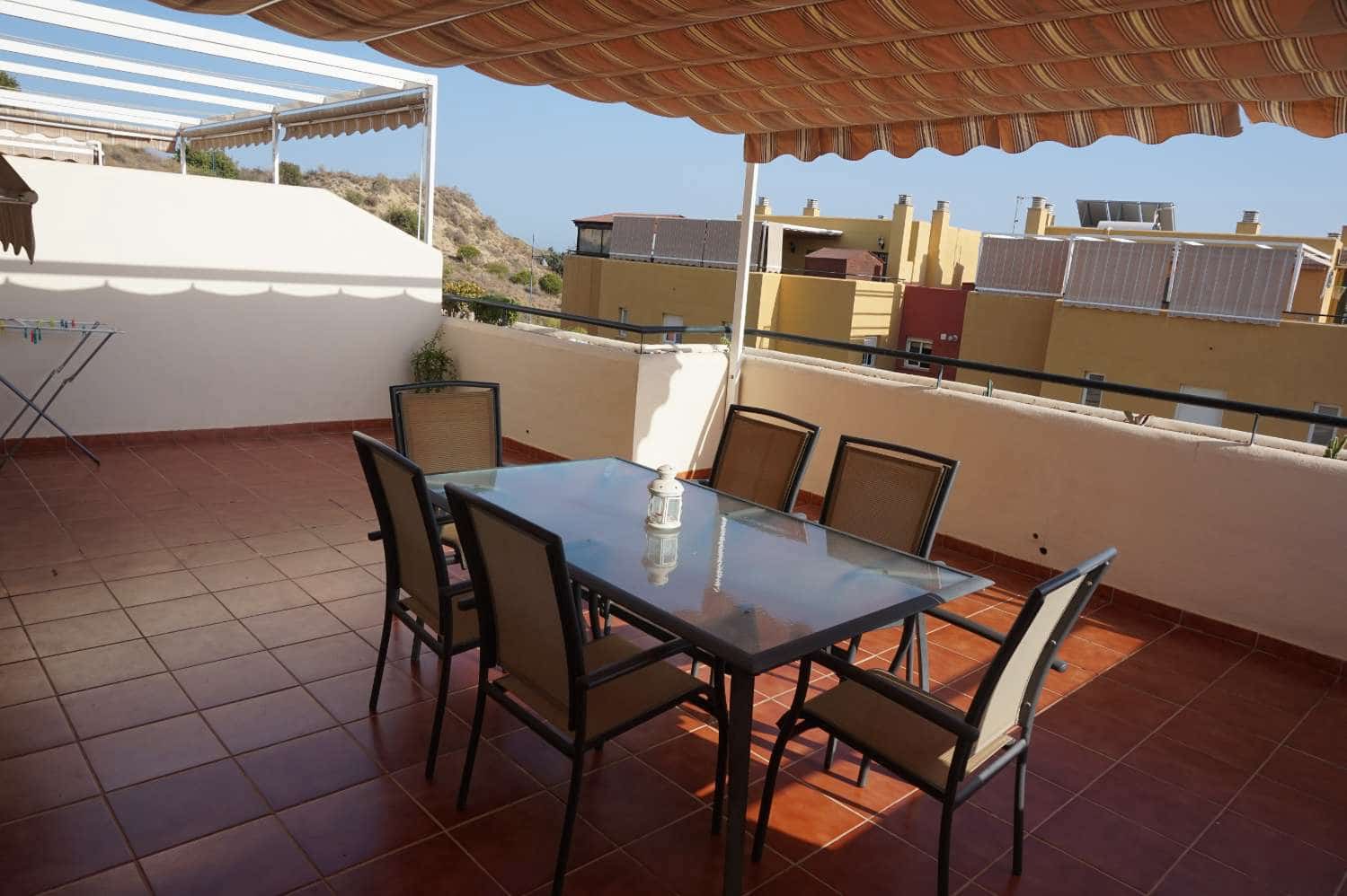 3 soveværelse Lejlighed til leje i Almayate med swimmingpool garage - € 900 (Ref: 8245098)