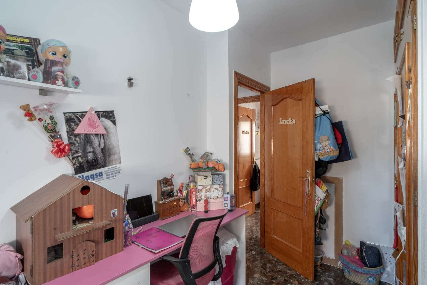 4 bedroom Terraced Villa for sale in Velez-Malaga with garage - € 370,000 (Ref: 8246877)