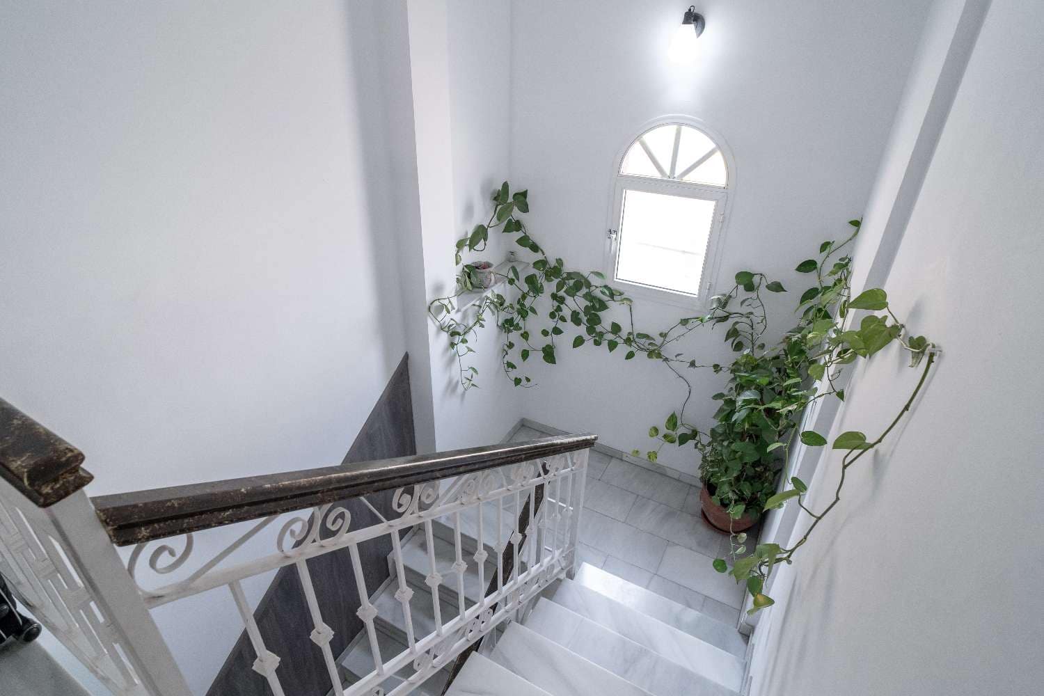4 bedroom Terraced Villa for sale in Velez-Malaga with garage - € 370,000 (Ref: 8246877)