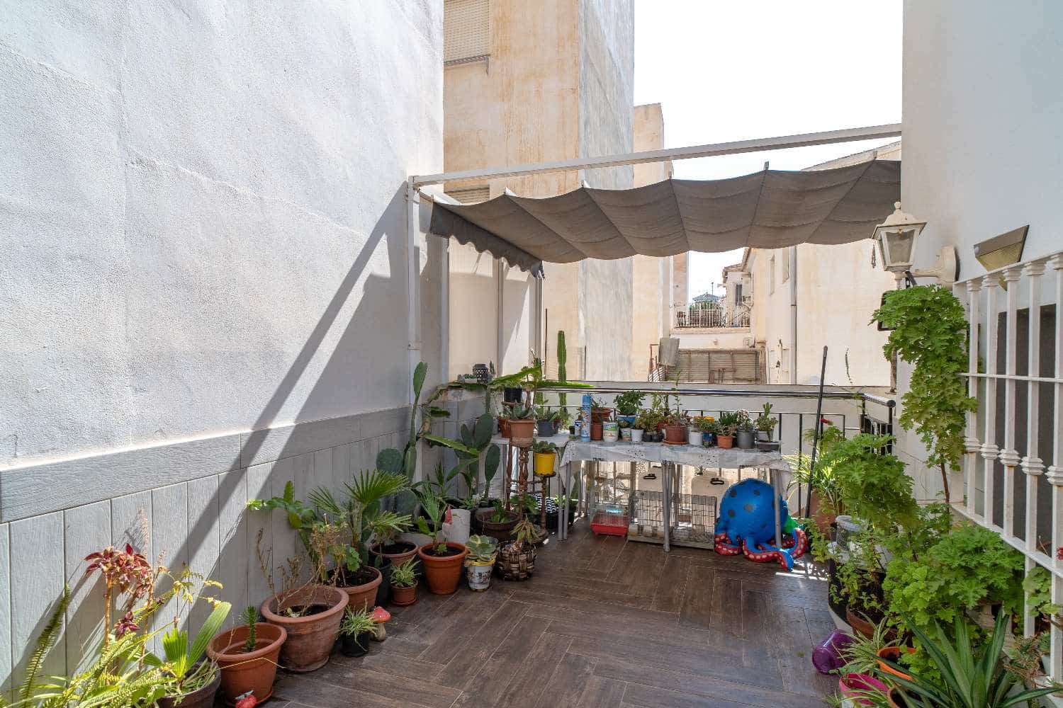 4 bedroom Terraced Villa for sale in Velez-Malaga with garage - € 370,000 (Ref: 8246877)