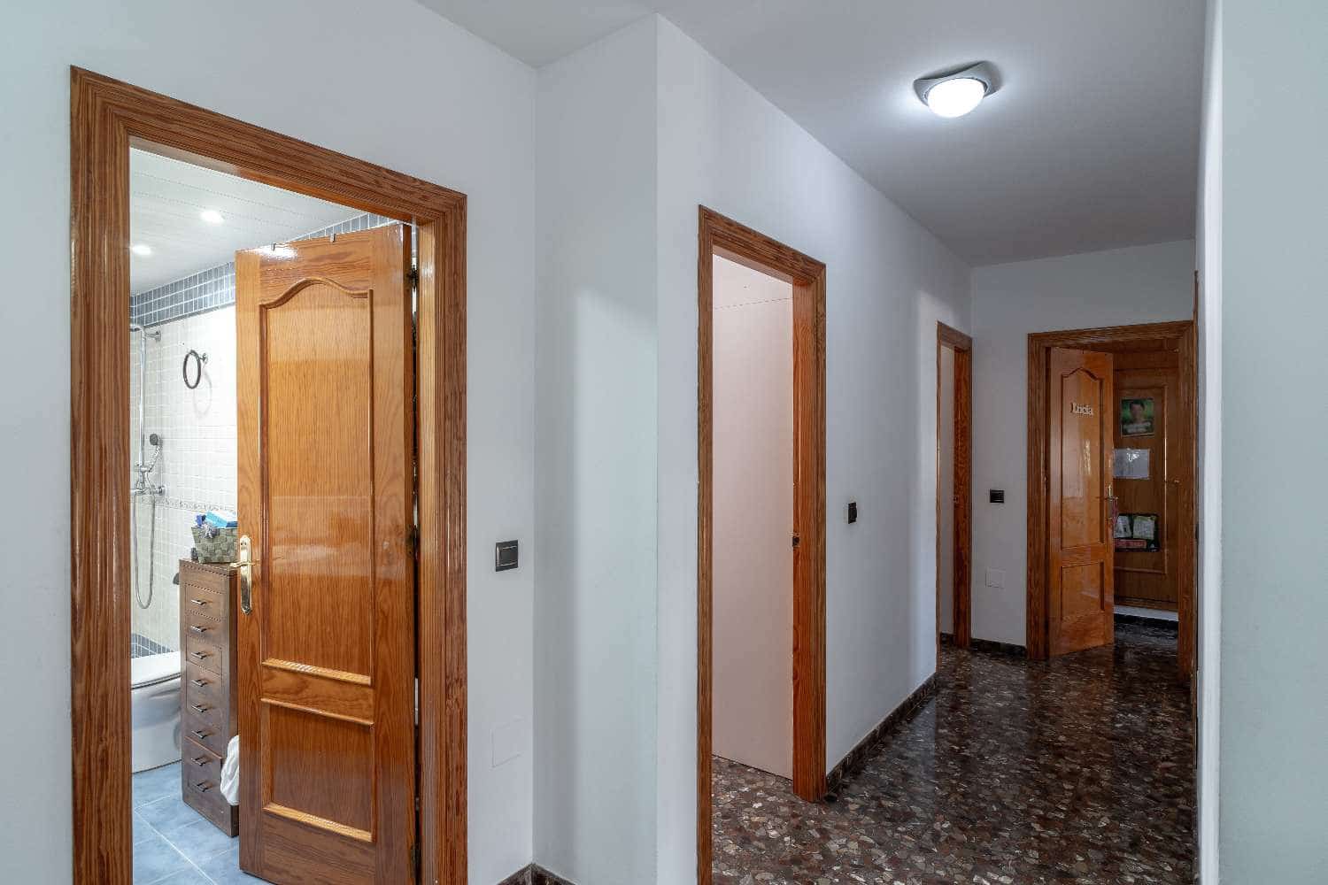 4 bedroom Terraced Villa for sale in Velez-Malaga with garage - € 370,000 (Ref: 8246877)