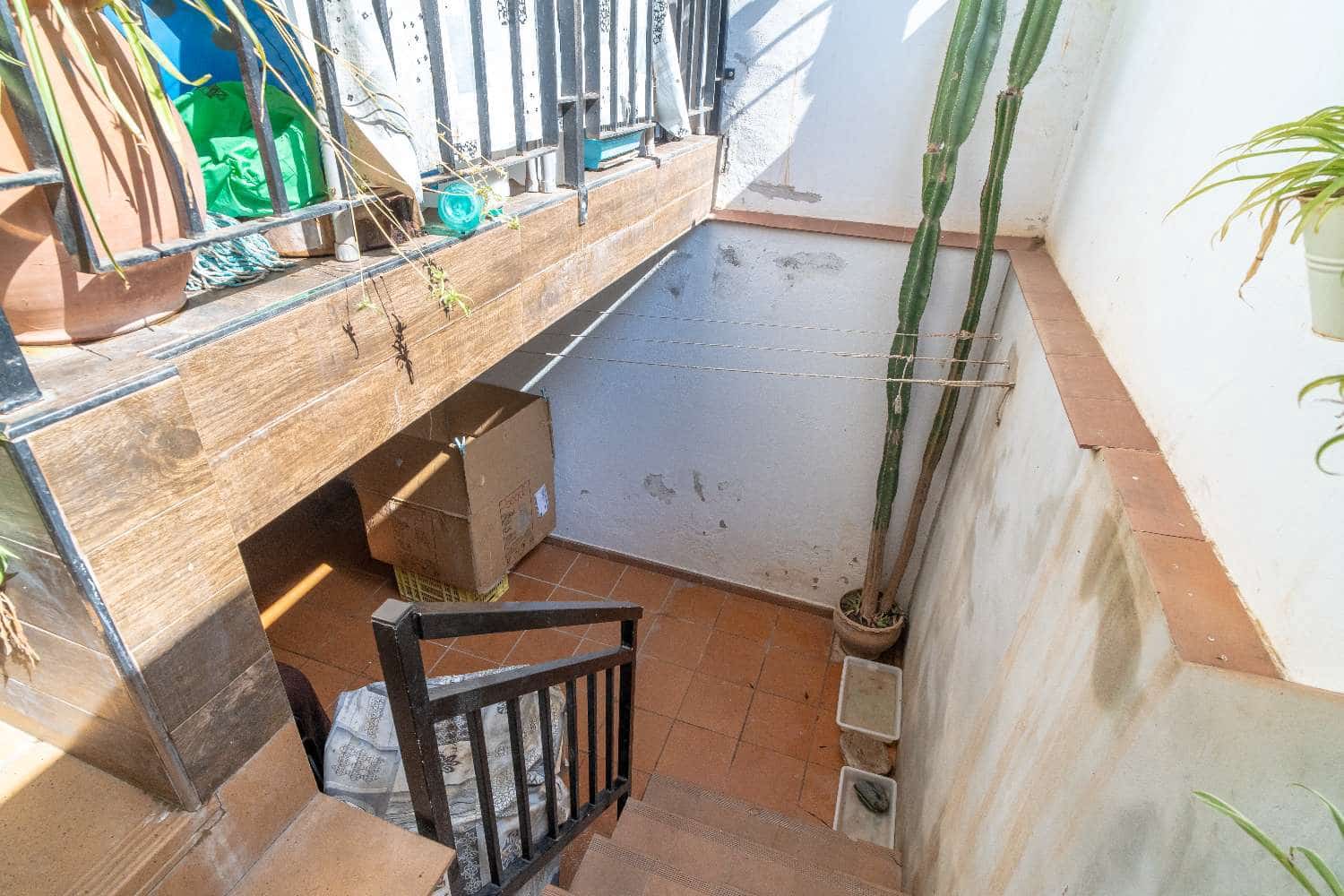 4 bedroom Terraced Villa for sale in Velez-Malaga with garage - € 370,000 (Ref: 8246877)
