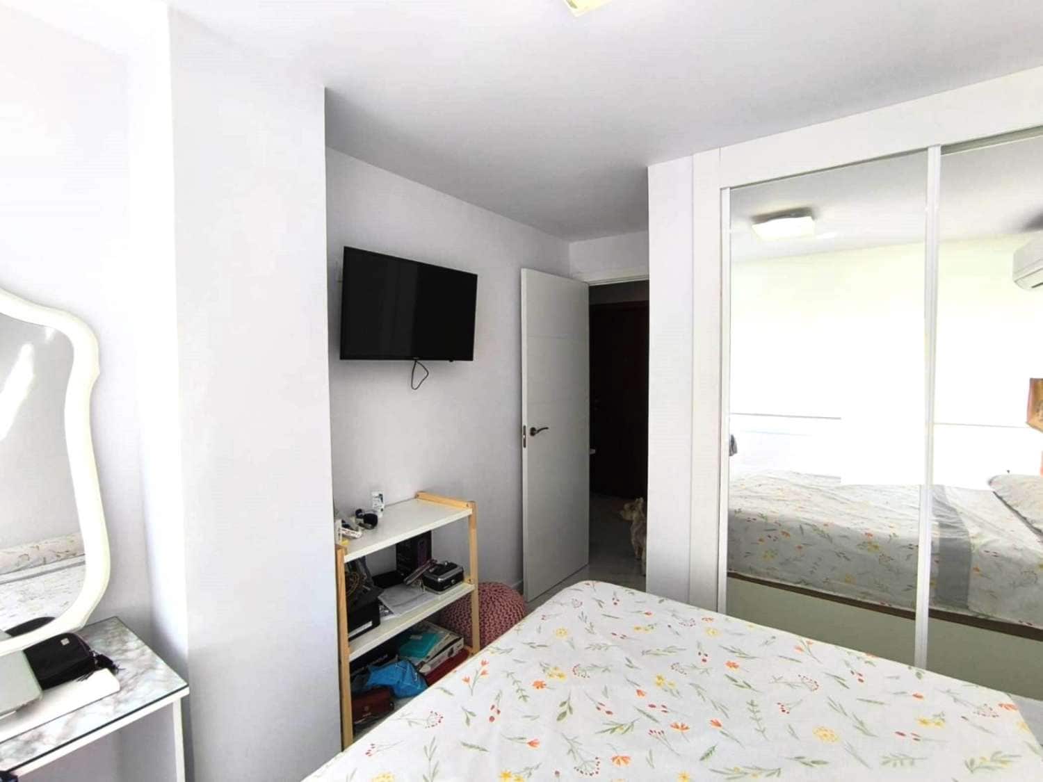 3 bedroom Flat for sale in Torre del Mar - € 400,000 (Ref: 8588062)
