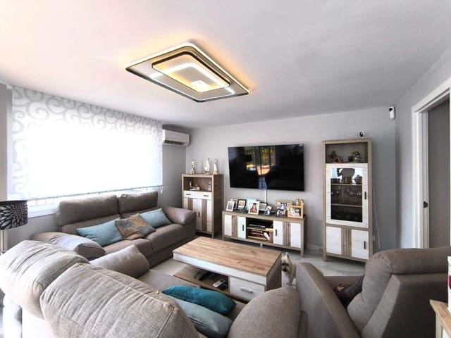 3 bedroom Flat for sale in Torre del Mar, Vélez-Málaga - € 400,000 (Ref: 8588062)