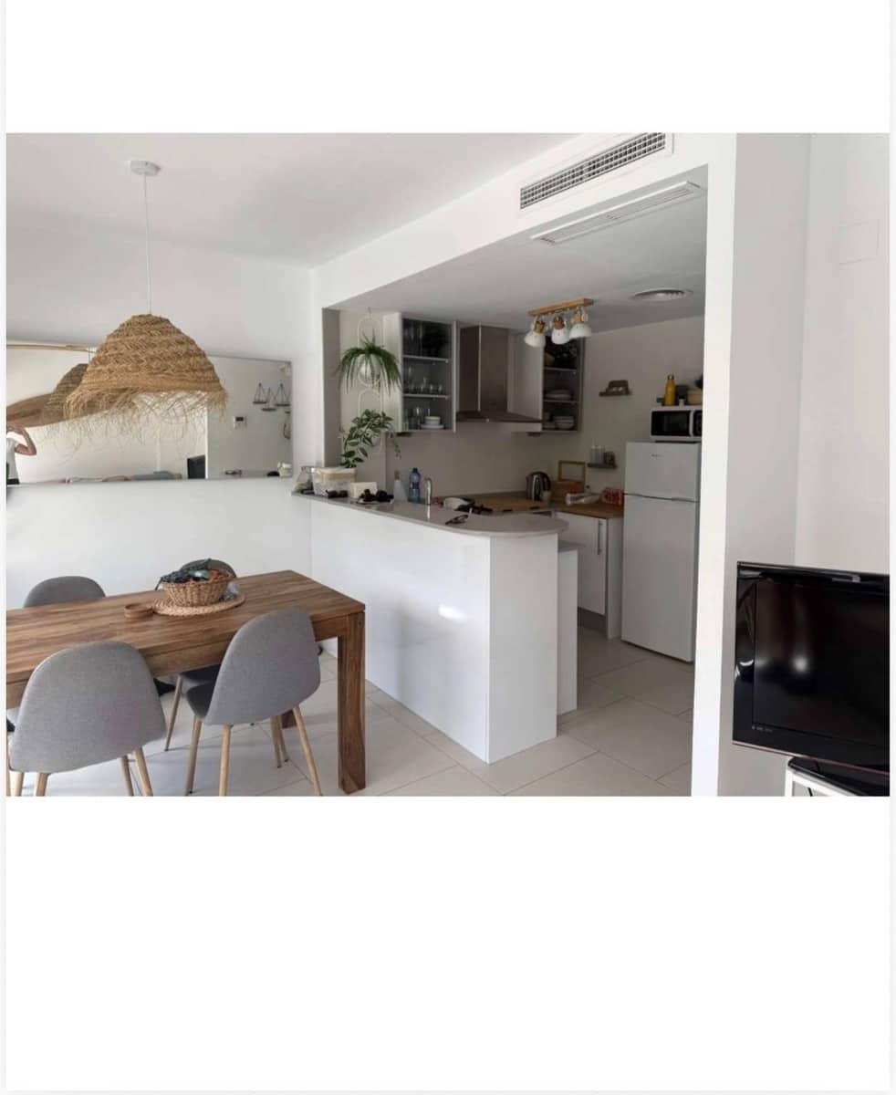 Huoneisto vuokrattavana paikassa Moraira mukana 
autotalli - 1 250 € (Ref: 10030606)