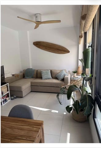 Huoneisto vuokrattavana paikassa Moraira, Teulada-Moraira mukana 
autotalli - 1 250 € (Ref: 10030606)