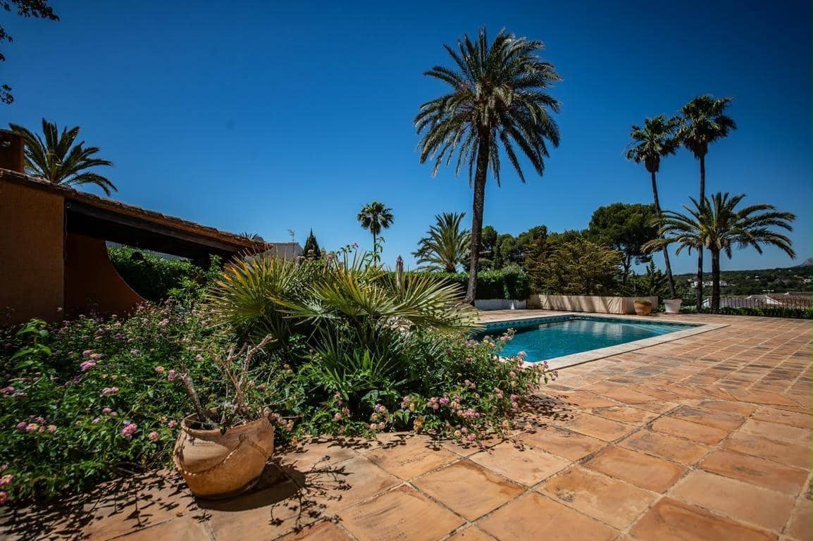 5 soverom Villa til salgs i Moraira med svømmebasseng garasje - € 1 699 000 (Ref: 10043042)