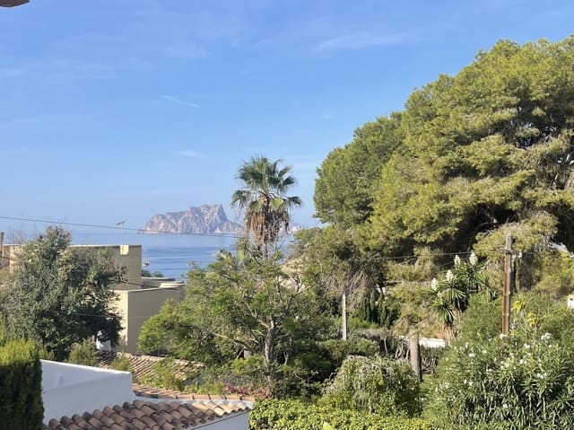 5 slaapkamer Villa te koop in Moraira, Teulada-Moraira met zwembad garage - € 1.650.000 (Ref: 10081250)